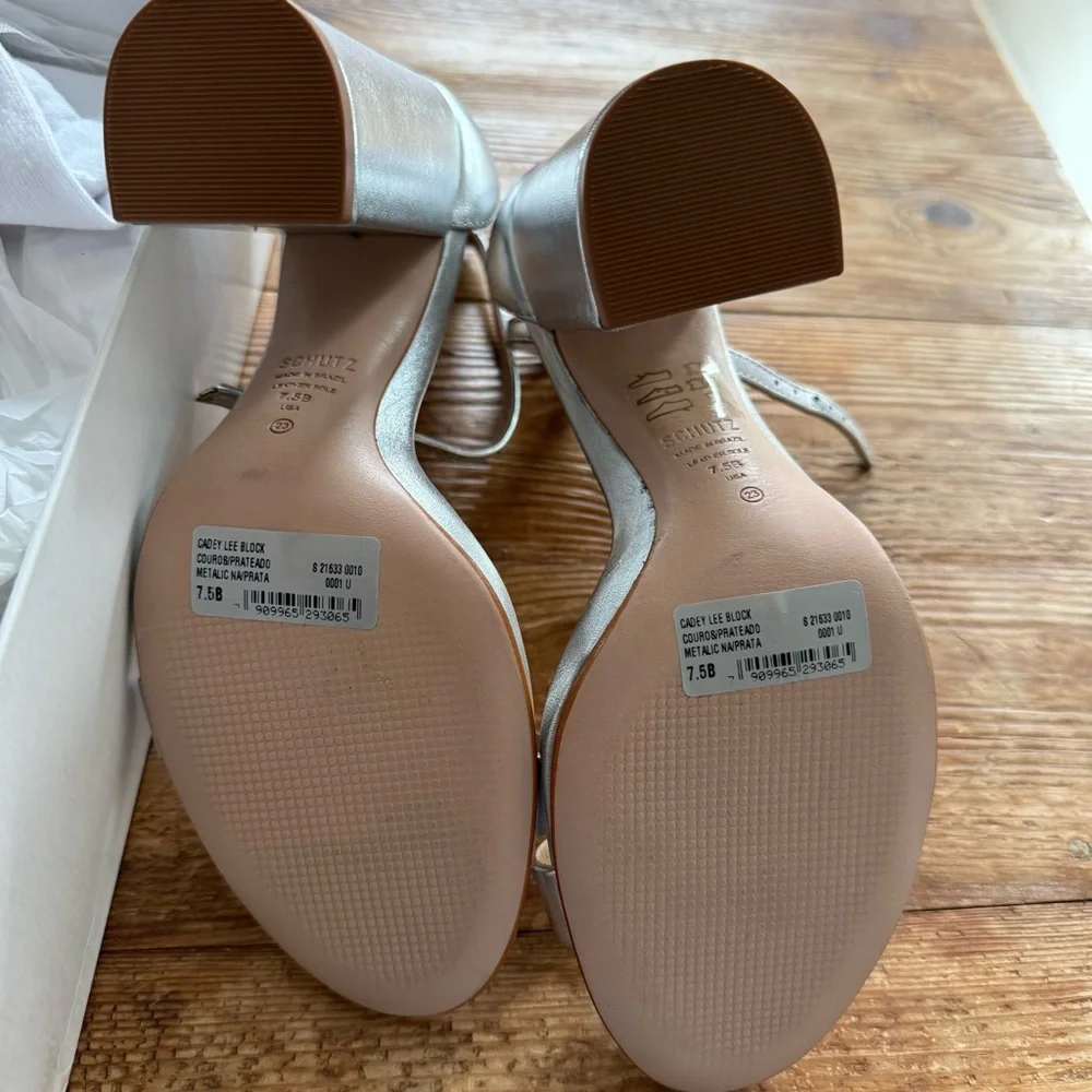 SCHUTZ cadey lee